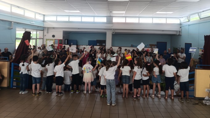 Festa di fine anno all’asilo di via Piave ad Arona