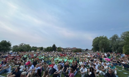 Ad Arona 3.200 persone per il concerto di Mogol