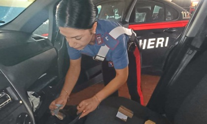 "Suo figlio ha causato un grave incidente, paghi per evitargli la galera": arrestati tre truffatori