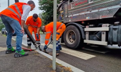 Maxi intervento di pulizia caditoie a Trecate