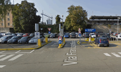 Il parcheggio ex Metropark ad Arona diventa a pagamento nei weekend e festivi