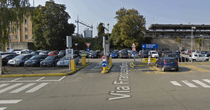 Il parcheggio ex Metropark ad Arona diventa a pagamento nei weekend e festivi