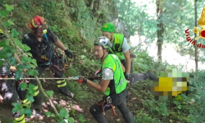 Tragedia nel Vco: forestale della Regione Piemonte precipita in un dirupo e muore