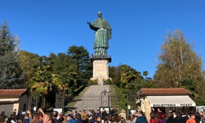 Arona, nuovi orari estivi per visitare la statua di San Carlo