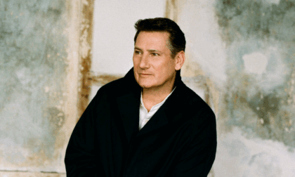 Tony Hadley e la CM Orchestra accendono l’Ossola: grande show a Tones Teatro Natura
