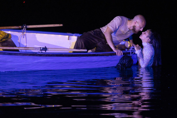 Festival Teatro sull’Acqua Arona: dal 30 agosto al 7 settembre 2025