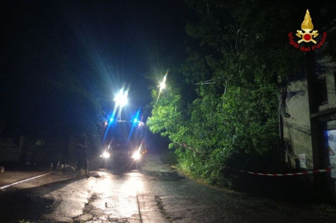 40 interventi dei vigili del fuoco per il maltempo nel Vco