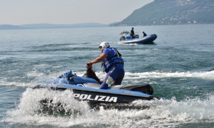 Polizia di Stato mette in salvo natante in avaria sul Maggiore con 4 persone a bordo
