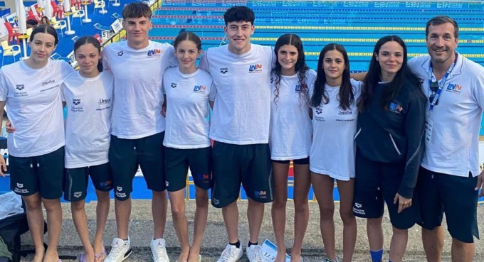 7 podi e 4 titoli italiani di nuoto per la Libertas Novara