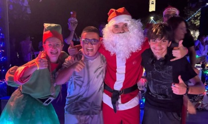 Record di presenze per i "mercatini di Natale" estivi a Lesa