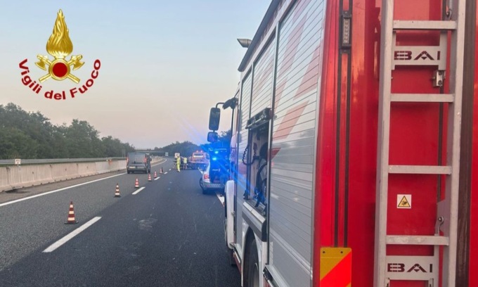 Incidente tra due moto sulla A26