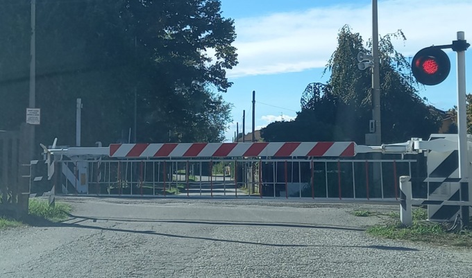 Galliate, svolta sui passaggi a livello: progetto con sottopasso e cavalcavia