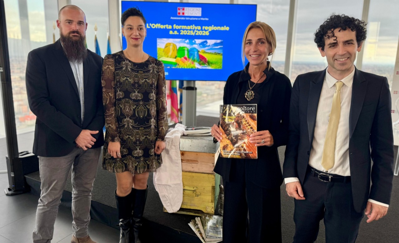 Dalla novità delle api al rafforzamento della legalità, passando per la lotta al bullismo: il Piemonte investe 1,3 milioni per l’offerta formativa