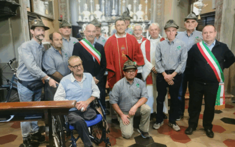 Nebbiuno ha salutato don Maurizio Medina e celebrato i 50 anni di sacerdozio di don Luigi Marchetti