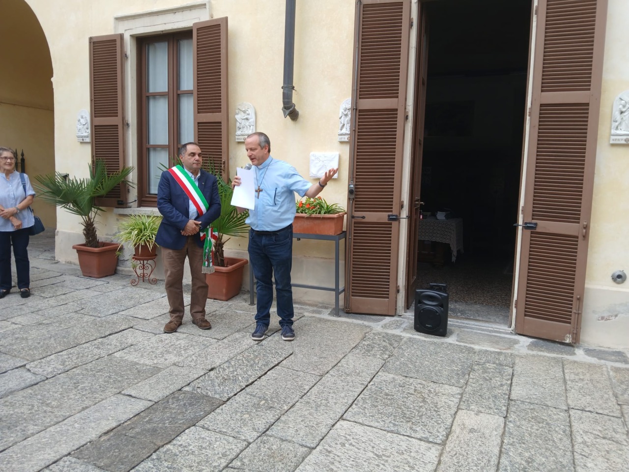 Castelletto: l’archivio parrocchiale è stato dedicato a Stefano Della Sala