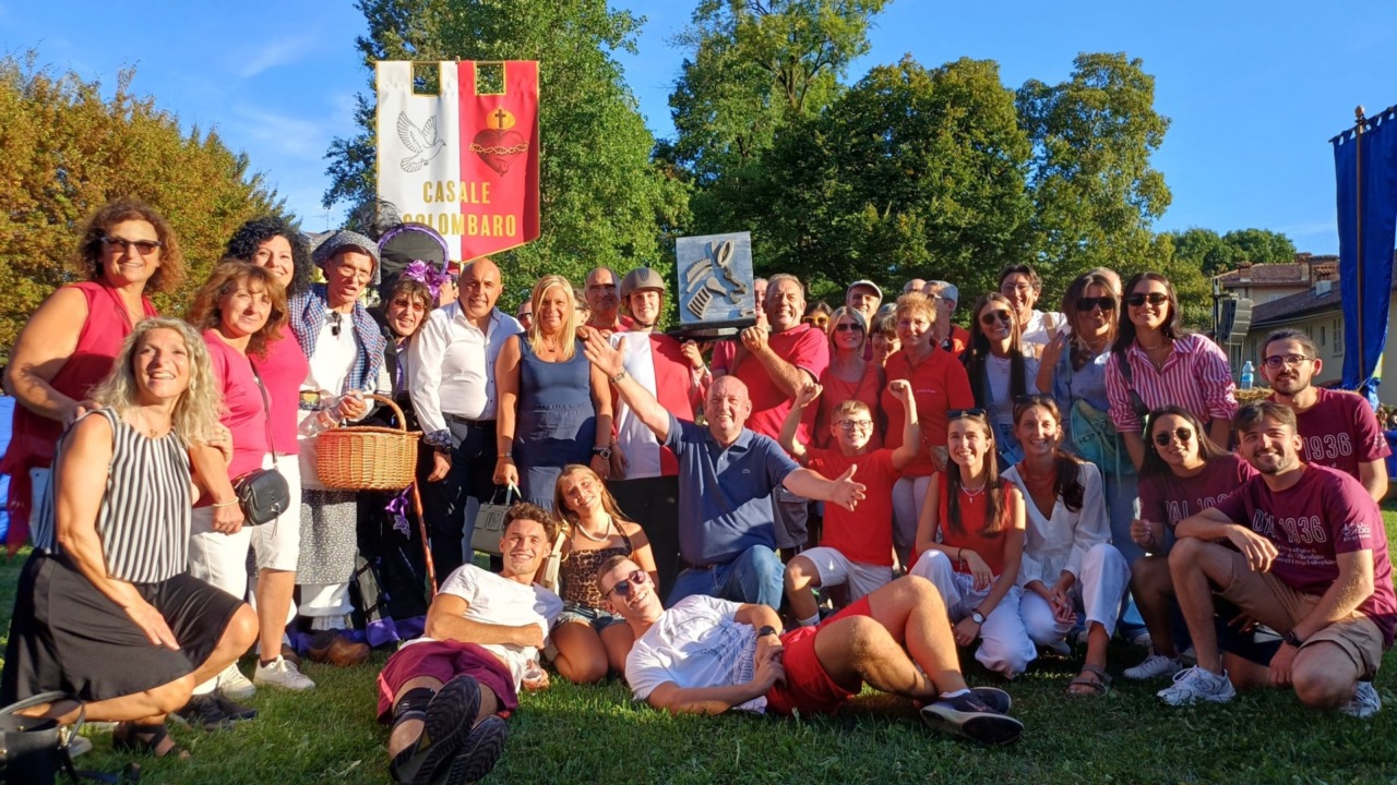 Borgomanero: Casale Colombaro trionfa al Palio degli Asini 2025