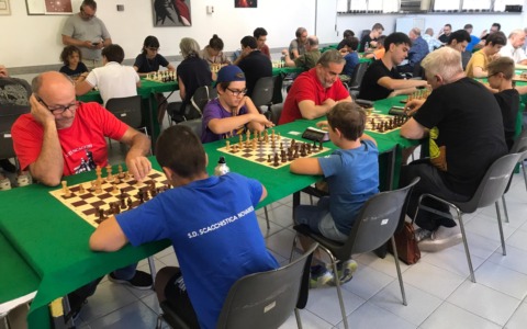 Il novarese Bejo vince il 2° semilampo estivo di scacchi