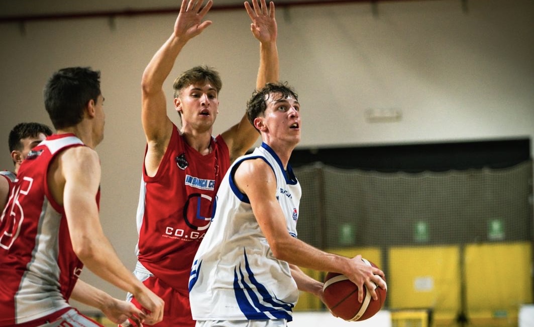 Serie C – Basket College Novara cresce ancora: sconfitta di misura ma tre quarti vinti a Torino