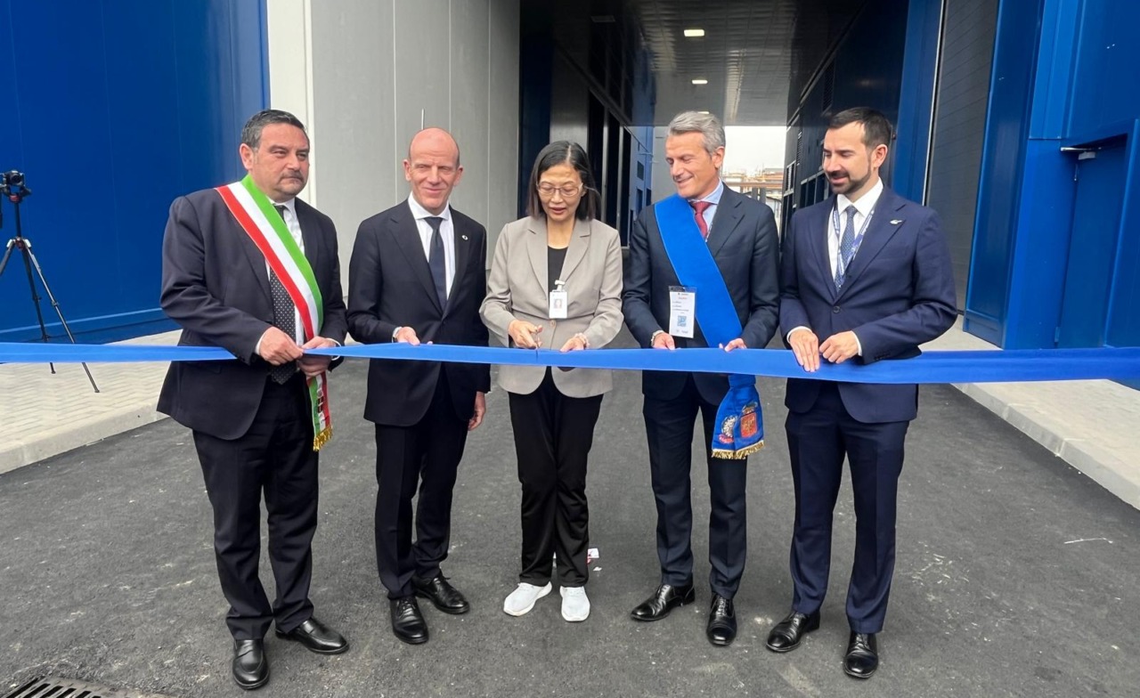 GlobalWafers inaugura FAB300: a Novara la più avanzata fabbrica europea di wafer in silicio
