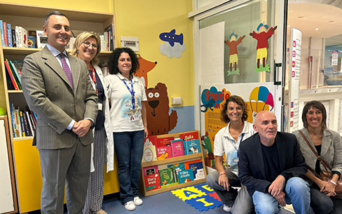 A Novara “Storie in viaggio” fa volare la fantasia dei bambini in ospedale