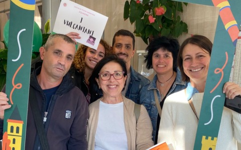 Grande successo per la Caccia ai Tesori Arancioni che ha fatto tappa anche ad Arona