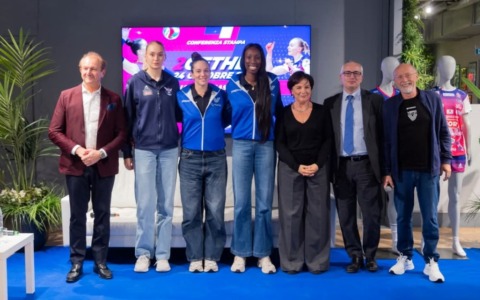 Igor e Numia Milano si uniscono per battere il record di presenze al forum di Assago