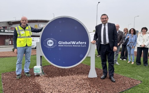 Inaugurata a Sant’Agabio la rotonda con il logo di Global Wafers