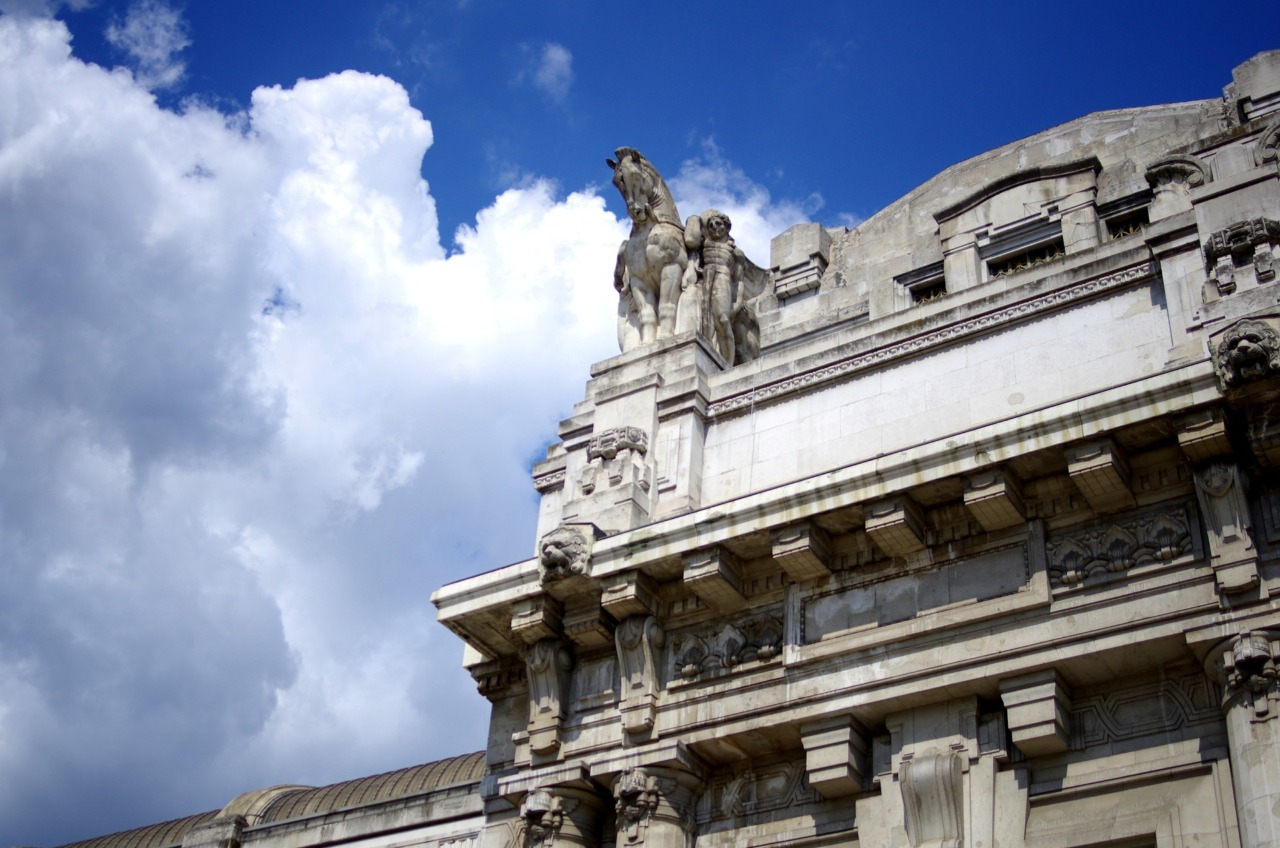 Ottimizzare il tempo a Milano: le situazioni ideali per affidare i bagagli a un deposito