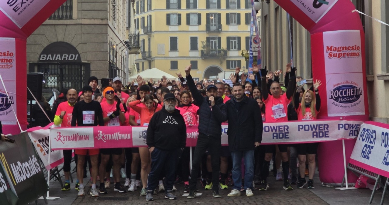Strawoman pawerade: un’onda rosa ha travolto Novara