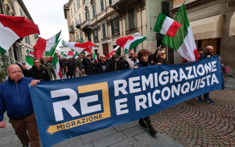 200 persone al sit-in del Comitato Remigrazione e Riconquista in Piemonte
