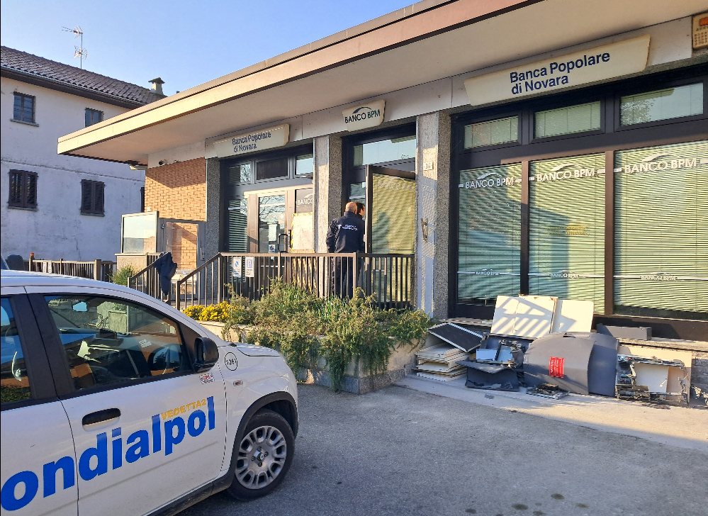 Nuovo assalto al Bancomat della BpM di Cressa