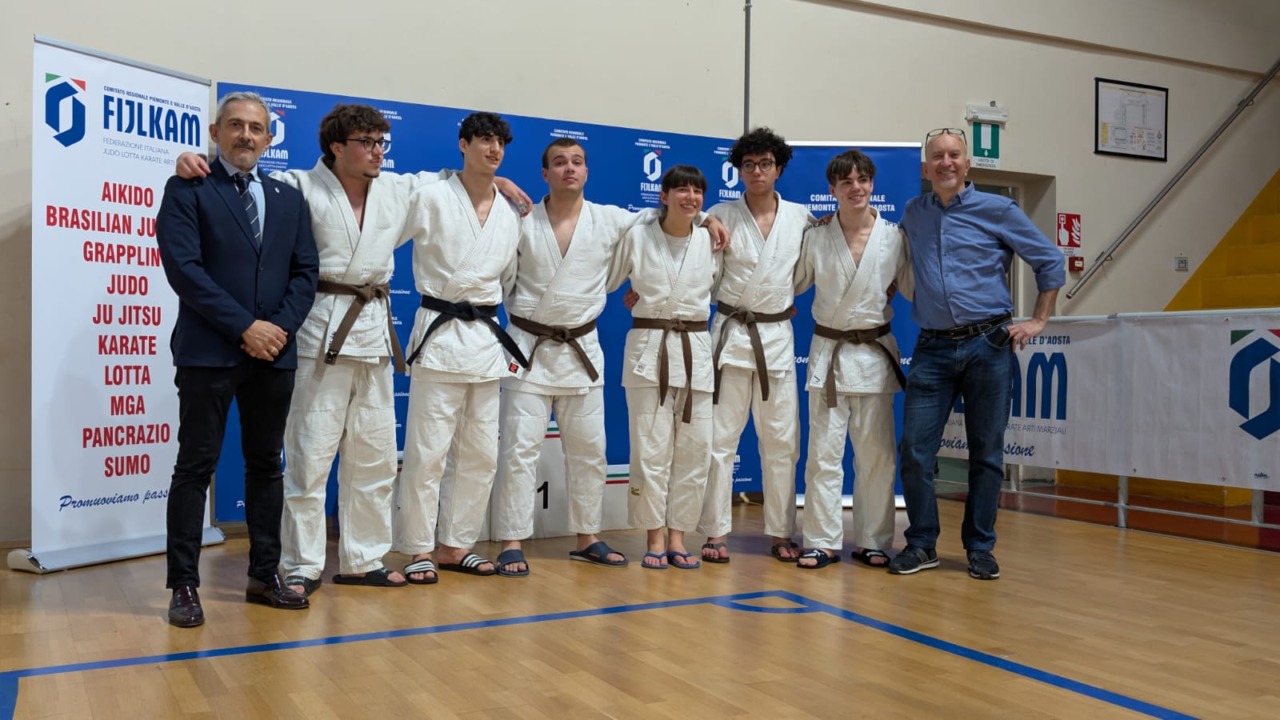 Centro Judo Novara celebra un weekend di traguardi e nuovi inizi