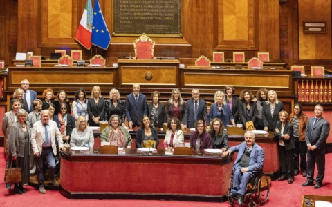 La scrittrice di Orta Laura Travaini presenta il suo libro in Senato