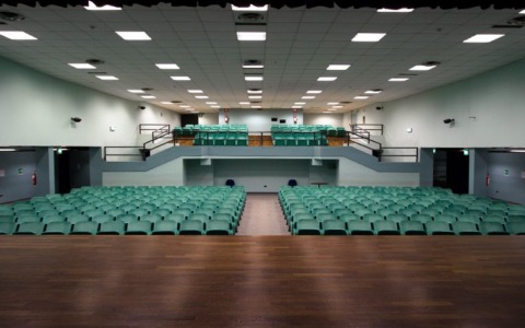 Il palazzo dei congressi ad Arona sarà riaperto nel 2026