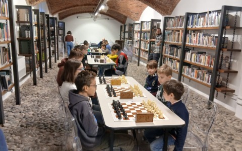 Conclusi corso e torneo di scacchi alla Biblioteca di Arona