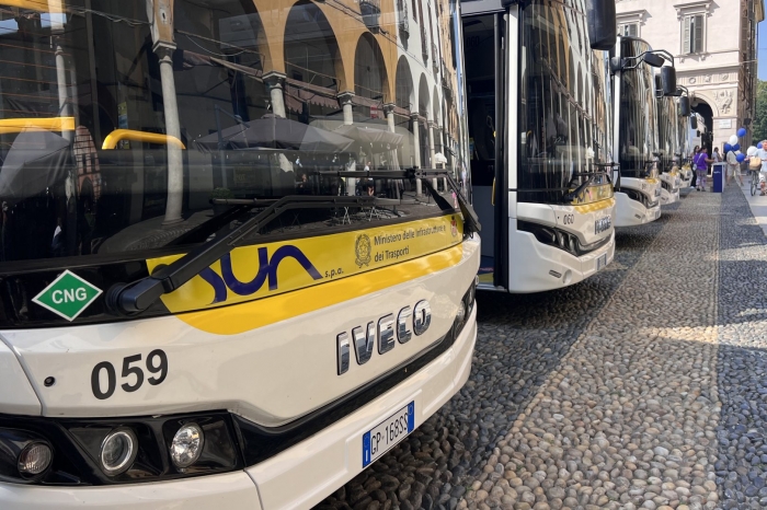 A Novara con Bit Mobility un unico abbonamento per autobus, bici e monopattini elettrici