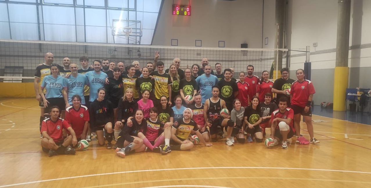 Torneo di beneficenza a Castelletto con il gruppo Volley bOLD