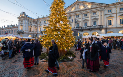 Una Valle sotto al vischio:  la magia del Natale tra mercatini, tradizioni e atmosfere suggestive