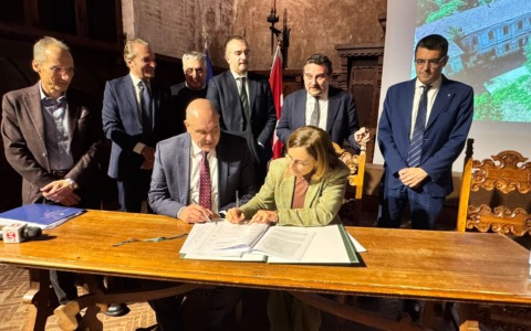 Dal De Pagave alla nuova viabilità nella zona della moda: firmate le convenzioni tra Comune di Novara e Mit