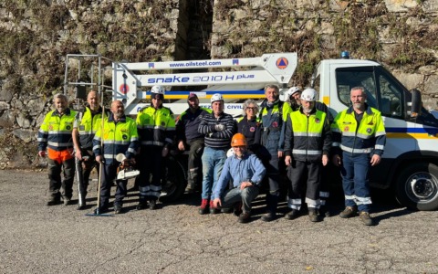 “Una pulizia così non la si vedeva da anni”: volontari al lavoro a Omegna