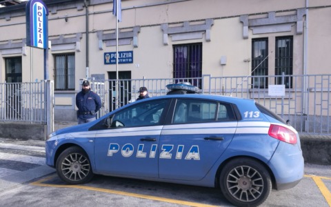 La Polizia di Domodossola arresta immigrato irregolare con documenti di identificazione falsi