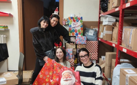 “Scatole di Natale”, a Novara la solidarietà che diventa un regalo concreto