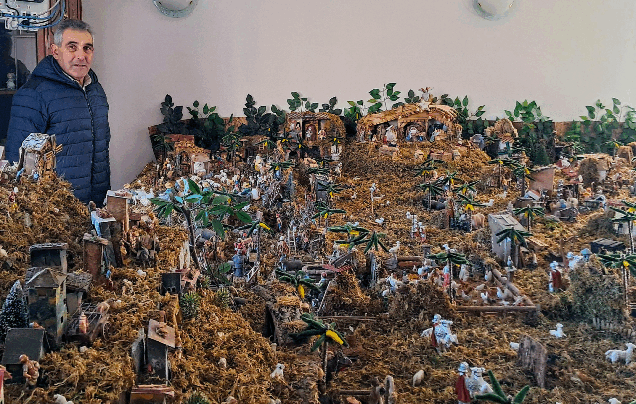 A Borgomanero un presepe da Guinness dei primati con i suoi 25 metri quadri