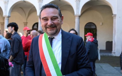 Il sindaco Canelli ai novaresi: “Il 2026 sarà un anno decisivo per la città”