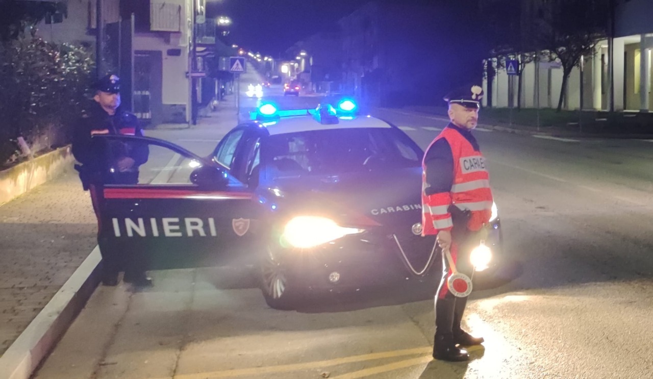 Controlli dei carabinieri di Verbania: due arresti e quattro denunce