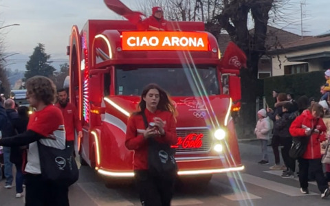 Grande festa per il passaggio della Fiamma Olimpica ad Arona