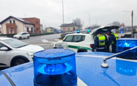 Prevenzione e controlli della Polizia di Stato a Borgomanero: 118 persone identificate