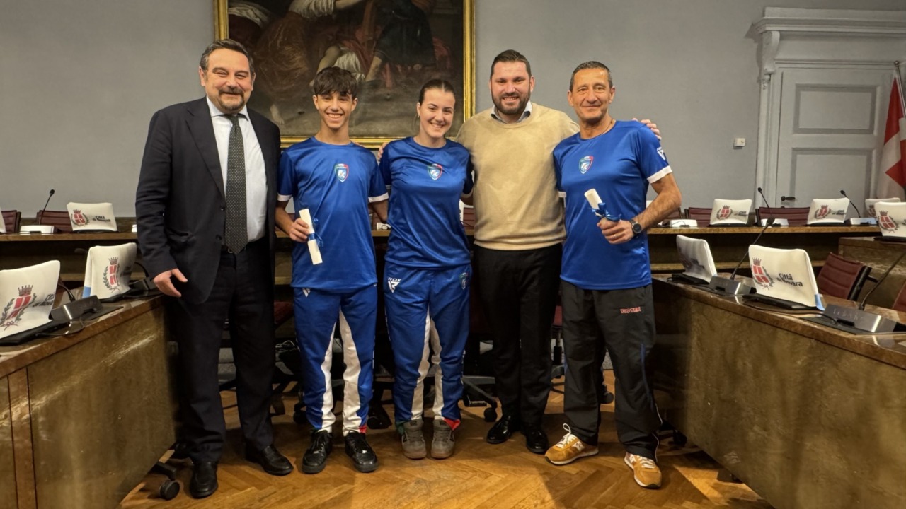 Novara premia papà e figli campioni di kick boxing