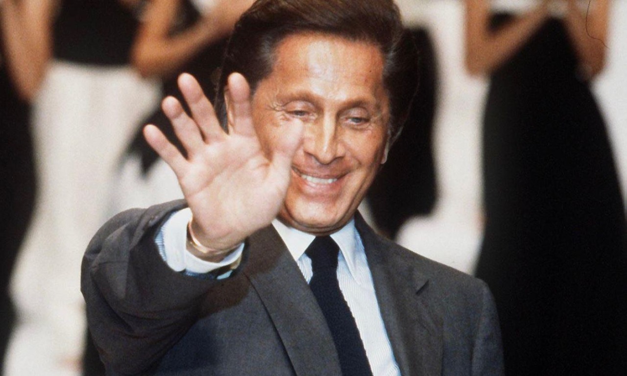 Gli inizi “novaresi” di Valentino: quell’incontro decisivo che segnò il suo debutto nella moda