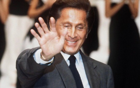 Gli inizi “novaresi” di Valentino: quell’incontro decisivo che segnò il suo debutto nella moda